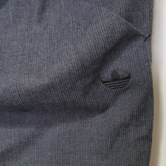 Adidas - Picture 2 of 4